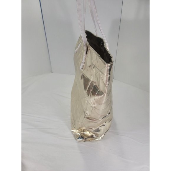 Elizabeth Arden Gold Tote Bag with Magentic Snap Close Geometric 15" tall - Picture 3 of 8